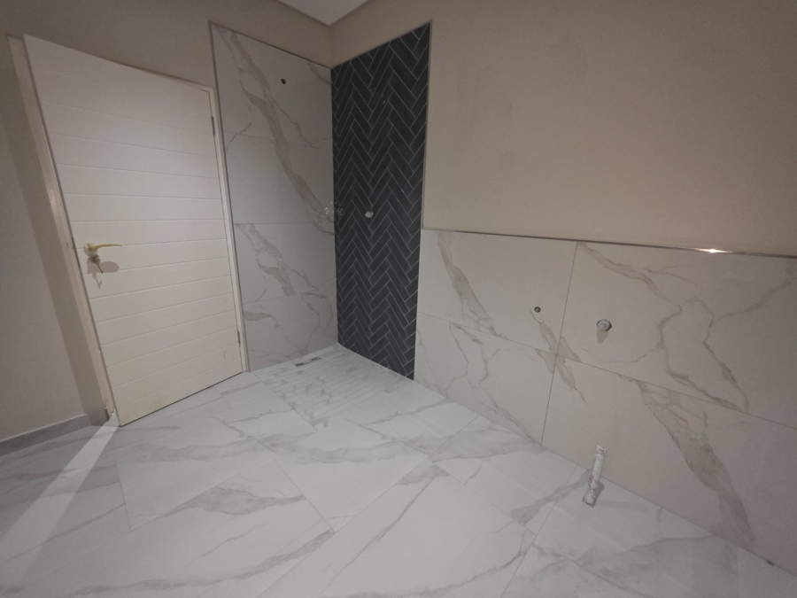 4 Bedroom Property for Sale in Sandown Western Cape